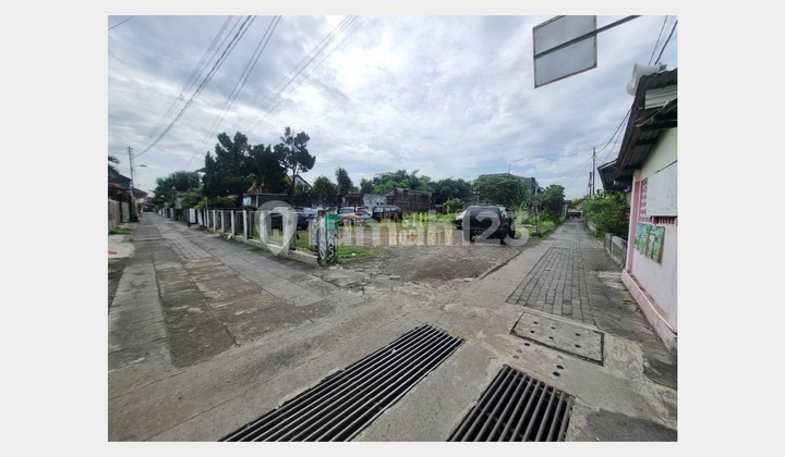 Affordable Large Land in Central Jogja Near the Palace