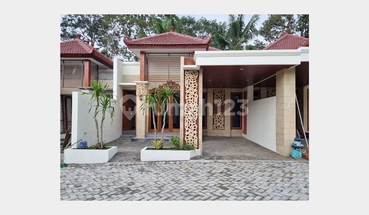 Rumah Cantik Desain Etnik di Mertoyudan Magelang