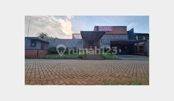Rumah Arsitektur Mewah di Cluster Premium Pondok Cabe Udik