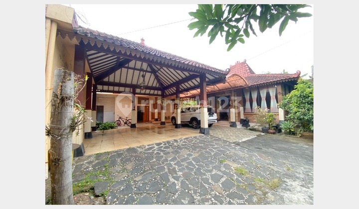 Affordable Homestay Spacious Building Near Pleret Market Bantul Affordable Homestay Spacious Building Near Pleret Market Bantul