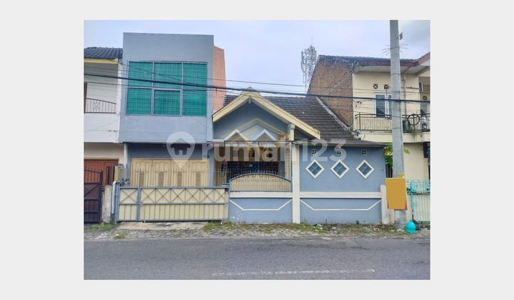 Rumah Siap Huni Second Area Ramai Condongcatur Depok