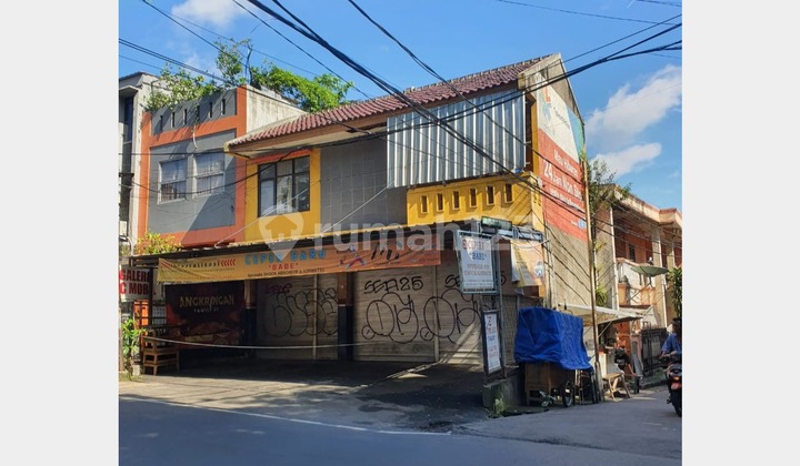 2-Story Shop House Ready for Use in Elite Gandaria Utara Area