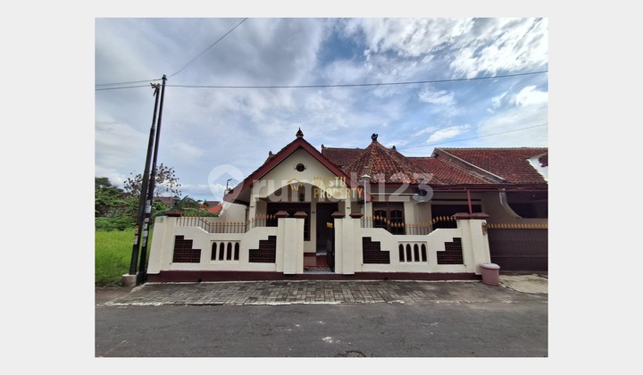 Rumah Luas Siap Huni Dekat Ukrim di Purwomartani Sleman