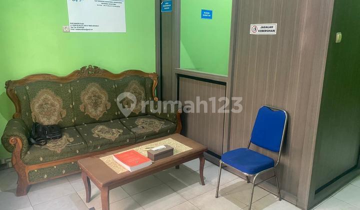 Shop House with Freehold Certificate, Business Ready, Near Airport and Waru Market 2