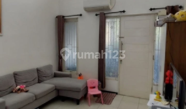 Modern Minimalist House at Grand Semanggi Residence Surabaya 2