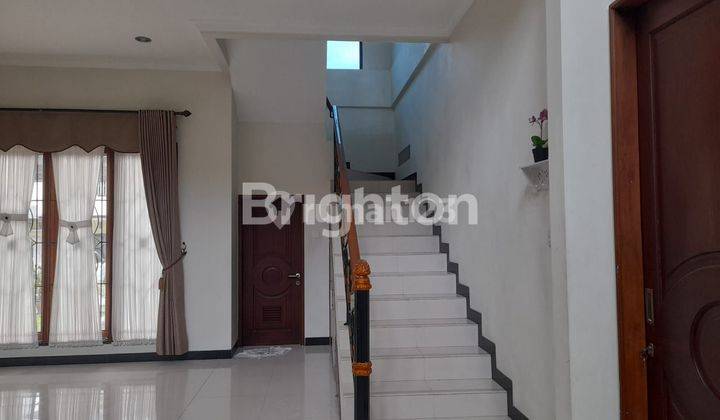 Rumah mewah termurah fully furnished di kawasan elit perumahan villa tamara 2