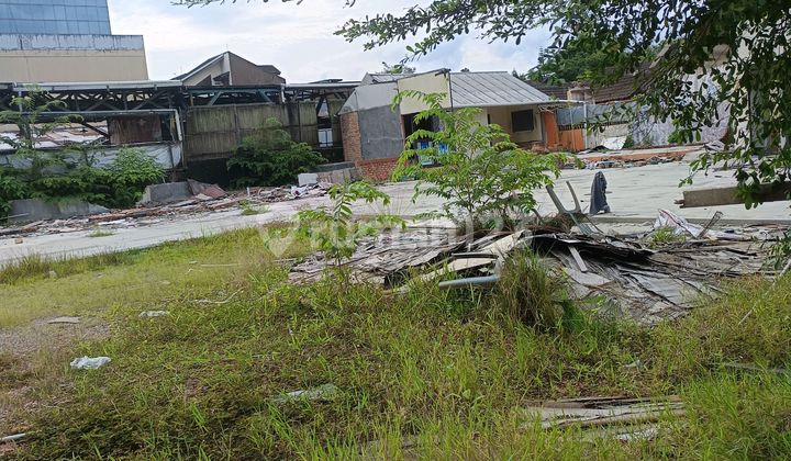 For Rent: Strategic Land on Juanda Main Roadside, Samarinda City For Rent: Strategic Land on Juanda Main Roadside, Samarinda City