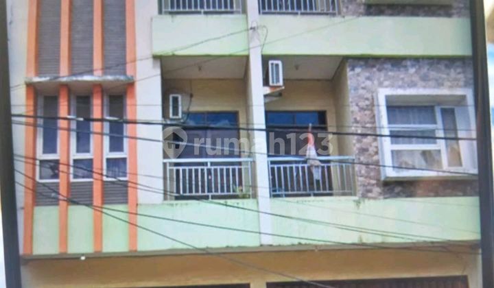 For Quick Sale: 3-Story Shop House in City Center, Gerilya Street, Samarinda City 1