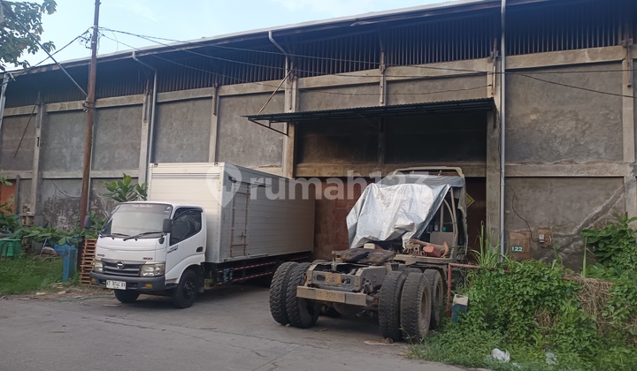 Warehouse for Sale Cheap in Ir Sutami Road Warehouse Area, Samarinda City