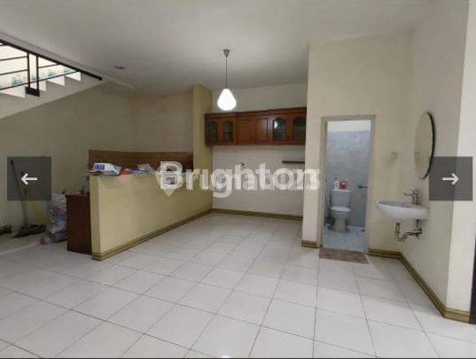 Rumah 2 lantai Semi Furnished di Taman Ubud Permai Lippo Karawaci, Tangerang 2