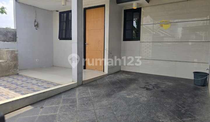 Adipura Beautiful House Near Summarecon and Al Jabbar Mosque Adipura Beautiful House Near Summarecon and Al Jabbar Mosque