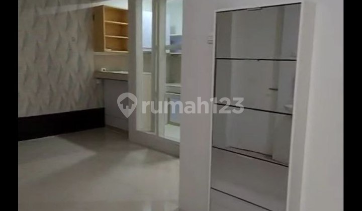 Semi-Furnished Aesthetic House in Adipura, Safe from Floods, Well-Maintained 1