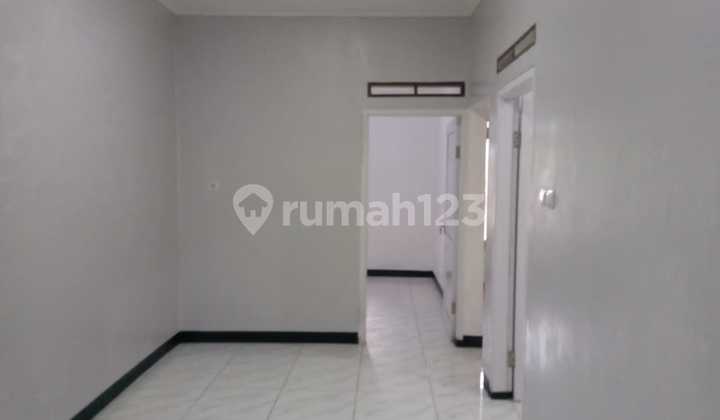 Rumah Di Mainroad Kerkof Cimahi Murah 2 Lantai Terawat 