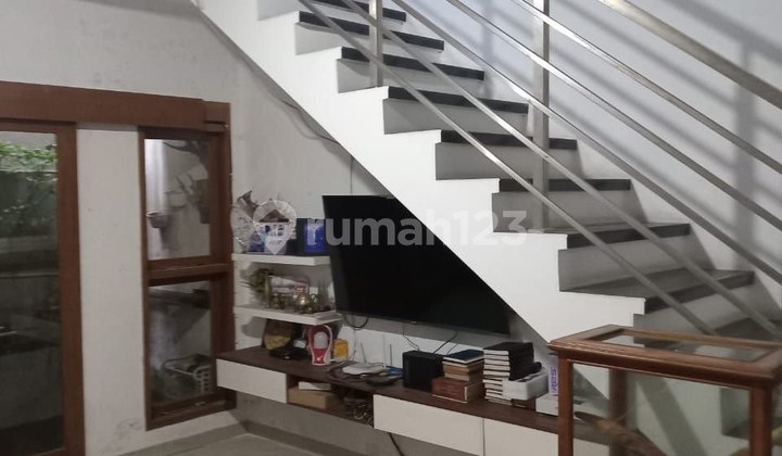 Rumah 2 Lt Dekat Mainroad Soekarno Hatta Dkt Rs Al Islam  2