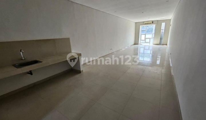 Ready-to-Occupy Shop House on Main Road Turangga Buah Batu 2