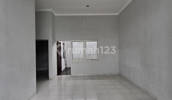 1-Story New House with SHM in Clean and Well-Maintained Kopo Area 2