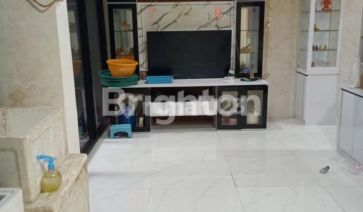 Rumah 2 Lantai di Teluk Gong Jakarta Utara  1
