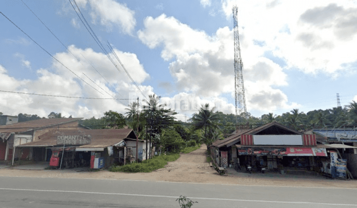 Tanah Dekat Sungai Mahakam 1