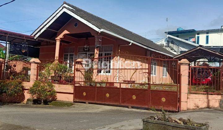 HOT LISTING  2