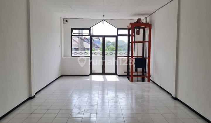 Disewakan Ruko 3 Lantai Nginden 2