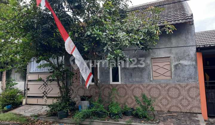 Dijual Rumah Hitung Tanah Putri Juanda