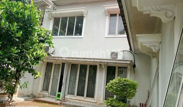 Di Jual Rumah Mewah 5Kamar Tidur di Lippo Cikarang 2