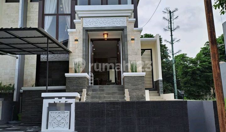 Rumah 3Kamar Tidur di Sewakan di Taman Simpruk Lippo Cikarang