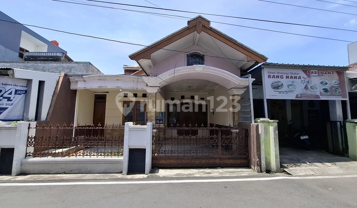 Rumah Mungil Di Tengah Kota Anti Banjir 1