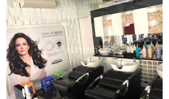 Disewakan Ruang Usaha Siap Pakai Di Daerah Simpang Lima 1