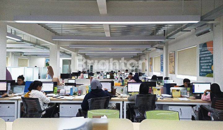 KANTOR GUDANG TEMPAT PRODUKSI 4 LANTAI MERUYA 2