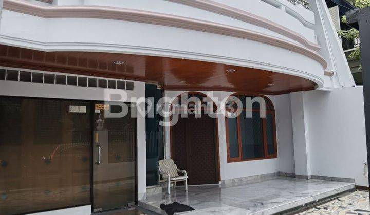 RUMAH SIAP HUNI 2 LANTAI TERAWAT TAMAN ARIES 1