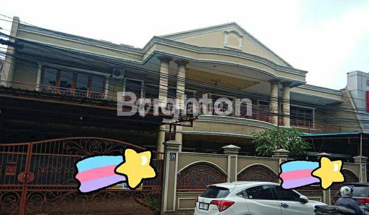 RUMAH 2 LANTAI DI LOKASI KOMERSIL PANDU RAYA 1