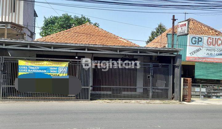 RUMAH PINGGIR JALAN MENTENG ASRI  COCOK TINGGAL DAN USAHA 1