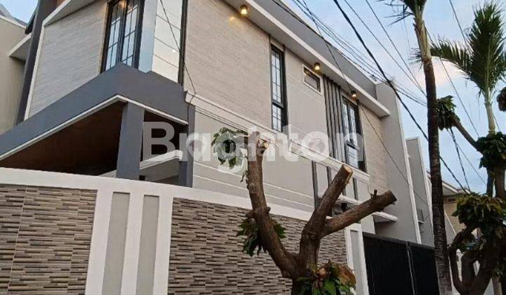 Rumah Sutorejo Model Scandinavian Mewah dan Premium 2