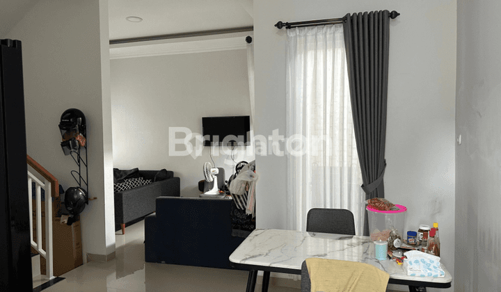 Rumah 2 Lantai Full Furnished Di Perumahan Grand Wipasena Sidoarum Jogjakarta 2