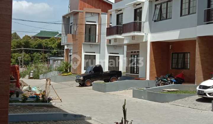 Rumah Villa Cluster Dekat Sekolah Polisi Negara Cisarua Lembang 2