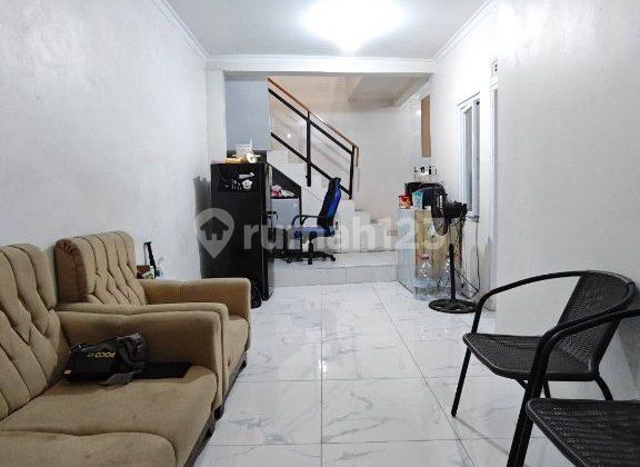 Dijual Rumah Cantik View Perbukitan di Kerkof Cimahi
