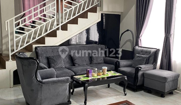 Dijual Rumah Bagus Siap Huni 3 Lantai Daerah Cihanjuang  2