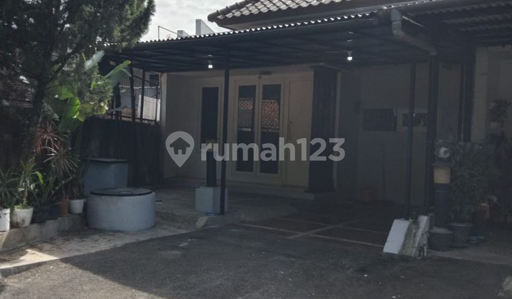 Affordable, Nice, and Well-Maintained Strategic House in Cigadung Green Land Affordable, Nice, and Well-Maintained Strategic House in Cigadung Green Land