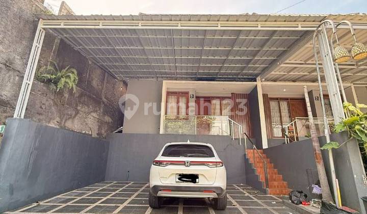 Rumah Bagus dan Tenang Dalam Komplek Siap Huni