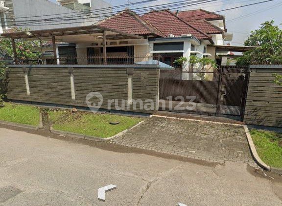 Rumah Mewah Furnihs Posisi Hook di Main Road Mekarwangi Bandung 2