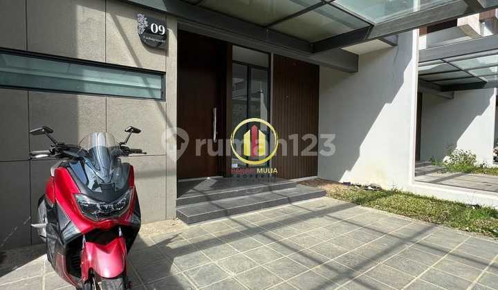 Rumah Bagus Siap Huni di Komplek Podomo Park Buah Batu Bandung