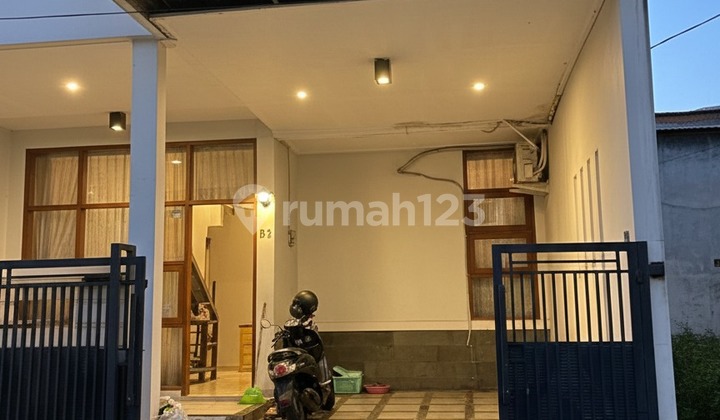 Rumah Cantik 2 Lt Semi Furnish di Cisaranten Arcamanik Antapani Rumah Cantik 2 Lt Semi Furnish di Cisaranten Arcamanik Antapani