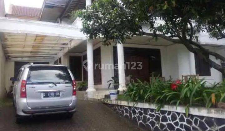 Dijual Rumah Gedong Kelasik 2 Lantai Jarang Ada Pinggir Jalan Utama Cigadung 1