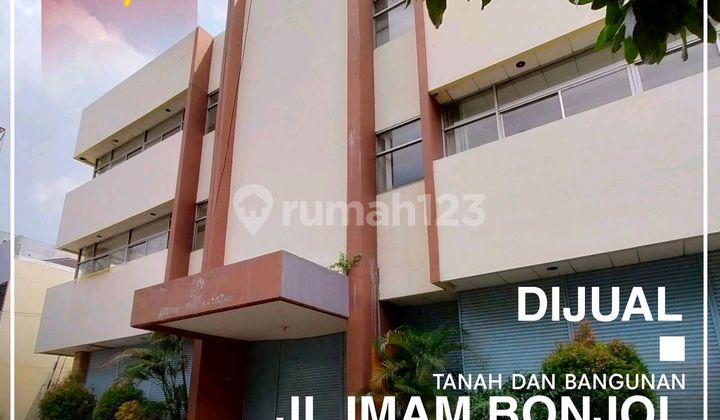 2-Storey Building on Imam Bonjol Street, Central Semarang 2