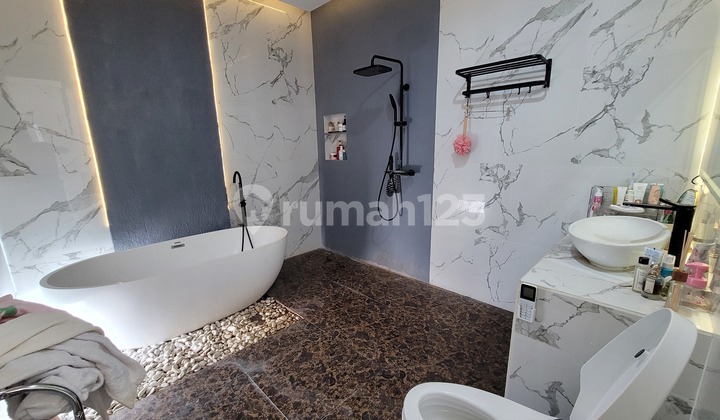 Turun Harga!! Rumah Citraland Bsb Semaramg 2