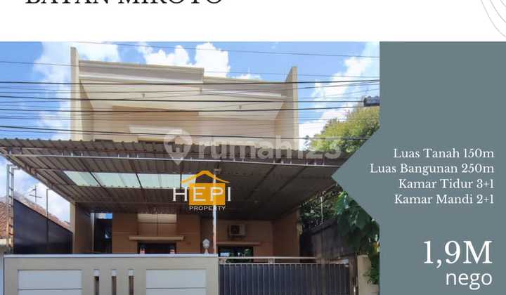 Nice House in the City Center at Batan Miroto, Central Semarang. Only 100 meters to Thamrin Street, Near Paragon Mall. Can accommodate 2 cars, Flood-free. 1