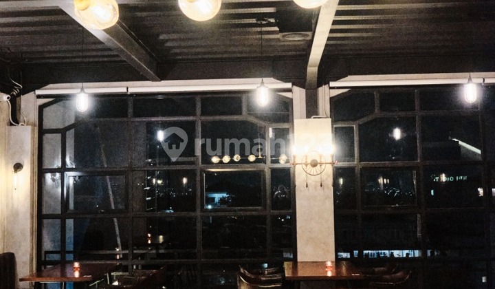 Dijual Resto Mewah Plus Semua Perabot Di Gajah Mungkur Semarang Atas. Tinggal Running Usaha, Parkir 12-16 Mobil. Cocok Untuk Modern Resto/ Cafe. 2