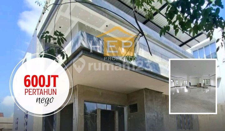 2-Story House on Lampersari Raya, Central Semarang. Suitable for Cafe, Office, Salon, etc. 1