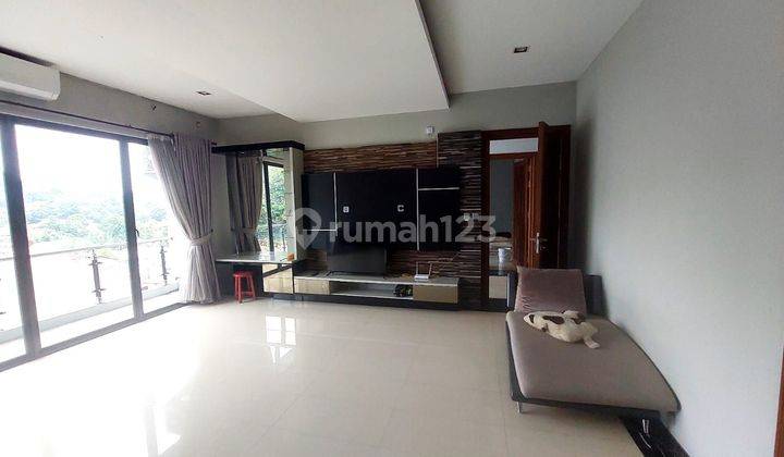 Rumah Mewah Full Furnished Turun Harga 3,99 M Lokasi Gajah Mungkur 2